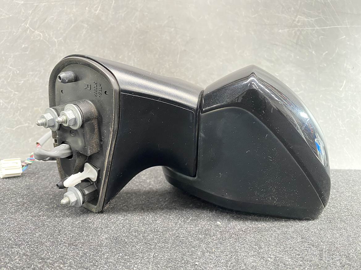 B215_10 TOYOTA SIENTA / SIENTA HIBRID 170 Door Mirror 573886 Right Side x1 » NZ1.95 » JDM-PARTS NZ » JDM-PARTS NZ TOYOTA SIENTA / SIENTA HIBRID 170 Door Mirror 573886 Right Side x1 » JDM-PARTS NZ