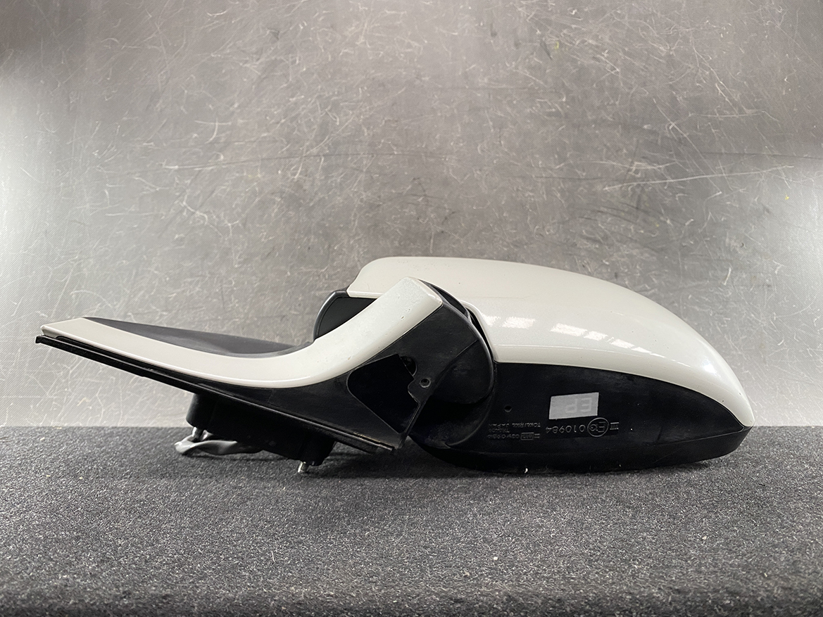 B216_9 SUZUKI SWIFT ZC ZC11 Mirror TOKAIRIKA TR0401 / 565105 Left Side x1 » NZ.95 » JDM-PARTS NZ » JDM-PARTS NZ SUZUKI SWIFT ZC ZC11 Mirror TOKAIRIKA TR0401 / 565105 Left Side x1 » JDM-PARTS NZ