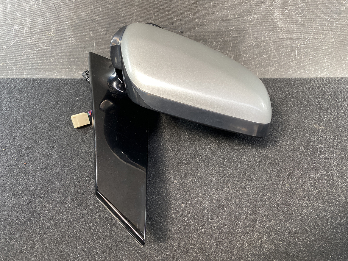 B239_8 TOYOTA IPSUM ACM21 Door Mirror Murakami 6975 / 7171 Right Side x1 » NZ.95 » JDM-PARTS NZ » JDM-PARTS NZ TOYOTA IPSUM ACM21 Door Mirror Murakami 6975 / 7171 Right Side x1 » JDM-PARTS NZ