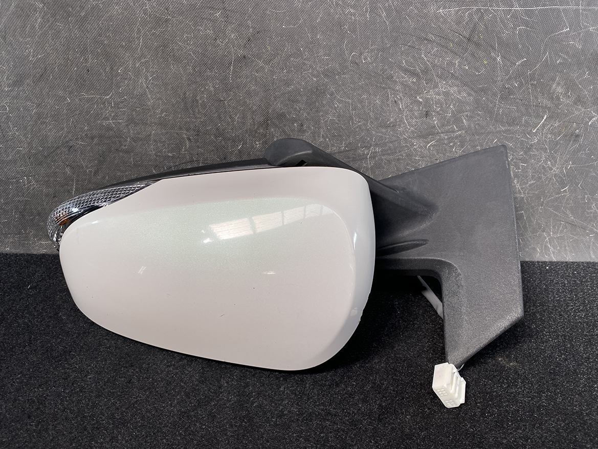 B246_8 TOYOTA Prius C AQUA NHP10 Door Mirror TR1001 Left Side x1 » NZ1.95 » JDM-PARTS NZ » JDM-PARTS NZ TOYOTA Prius C AQUA NHP10 Door Mirror TR1001 Left Side x1 » JDM-PARTS NZ