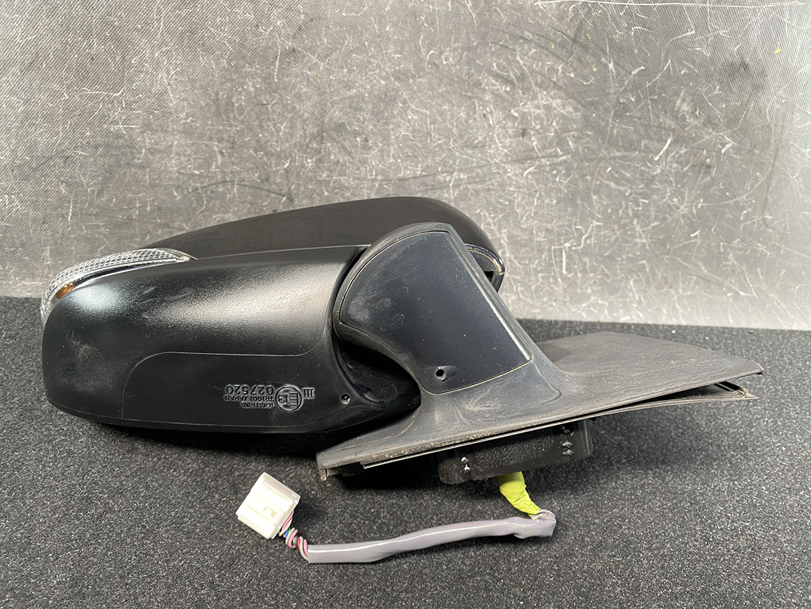 B251_11 TOYOTA Prius C AQUA NHP10 Door Mirror TR1001 Right Side x1 » NZ1.95 » JDM-PARTS NZ » JDM-PARTS NZ TOYOTA Prius C AQUA NHP10 Door Mirror TR1001 Right Side x1 » JDM-PARTS NZ