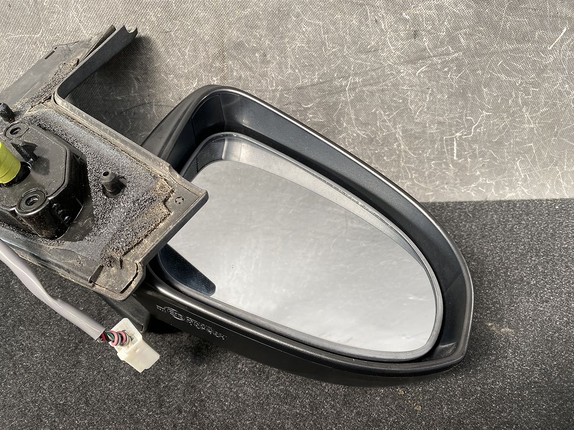 B251_8 TOYOTA Prius C AQUA NHP10 Door Mirror TR1001 Right Side x1 » NZ1.95 » JDM-PARTS NZ » JDM-PARTS NZ TOYOTA Prius C AQUA NHP10 Door Mirror TR1001 Right Side x1 » JDM-PARTS NZ