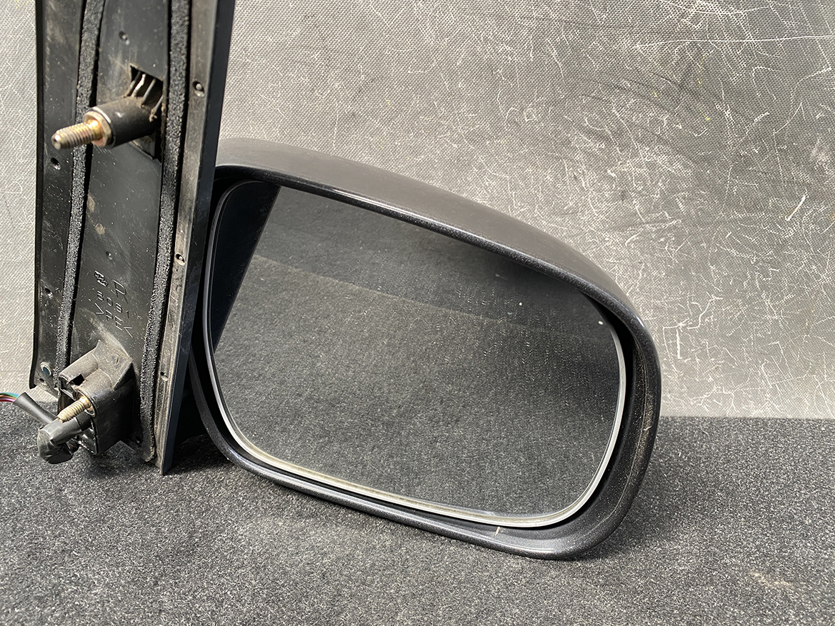 B253_6 TOYOTA ALPHARD ANH10 Genuine Door Mirror / MURAKAMI 7500 Right Side x1 » NZ1.95 » JDM-PARTS NZ » JDM-PARTS NZ TOYOTA ALPHARD ANH10 Genuine Door Mirror / MURAKAMI 7500 Right Side x1 » JDM-PARTS NZ