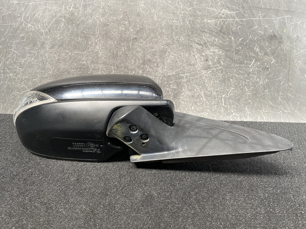 B255_10 MAZDA ATENZA GH Genuine Door Mirror with Indicator ISHIZAKI 525 526 Right Side x1 » NZ1.95 » JDM-PARTS NZ » JDM-PARTS NZ MAZDA ATENZA GH Genuine Door Mirror with Indicator ISHIZAKI 525 526 Right Side x1 » JDM-PARTS NZ