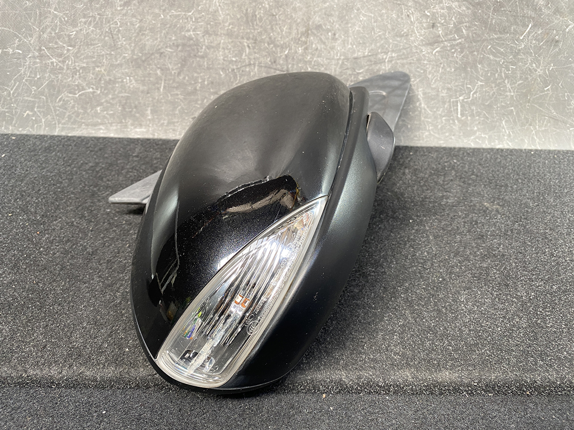 B255_9 MAZDA ATENZA GH Genuine Door Mirror with Indicator ISHIZAKI 525 526 Right Side x1 » NZ1.95 » JDM-PARTS NZ » JDM-PARTS NZ MAZDA ATENZA GH Genuine Door Mirror with Indicator ISHIZAKI 525 526 Right Side x1 » JDM-PARTS NZ