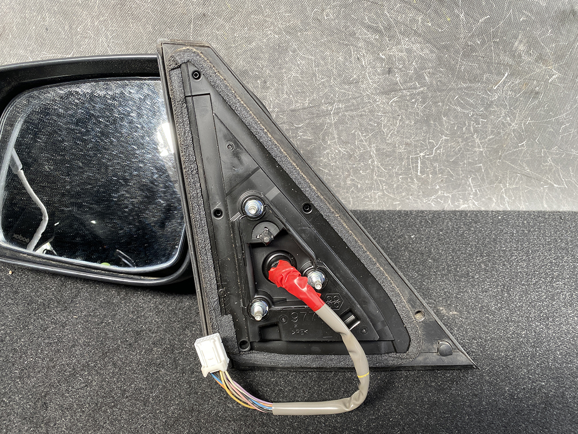 B258_12 NISSAN SERENA SUZUKI LANDY C26 Mirror Murakami G668 / 9774 Left Side x1 » NZ1.95 » JDM-PARTS NZ » JDM-PARTS NZ NISSAN SERENA SUZUKI LANDY C26 Mirror Murakami G668 / 9774 Left Side x1 » JDM-PARTS NZ