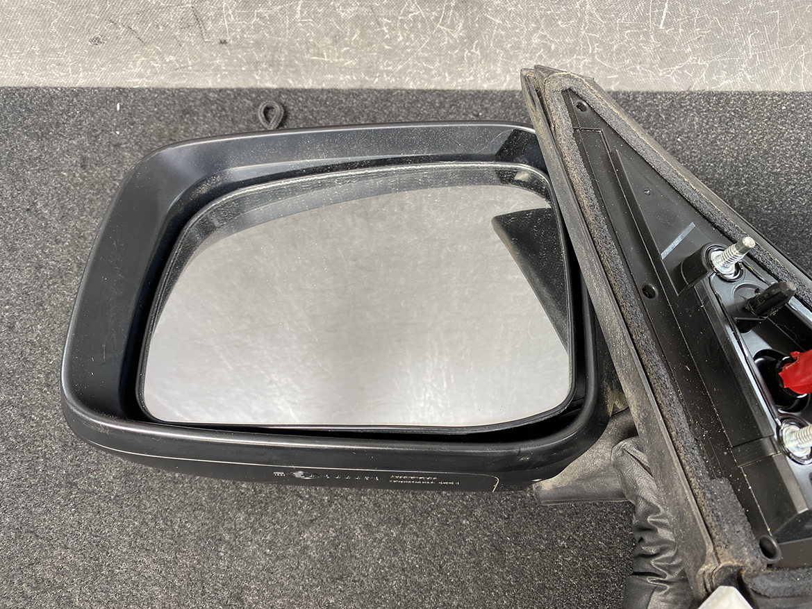 B258_7 NISSAN SERENA SUZUKI LANDY C26 Mirror Murakami G668 / 9774 Left Side x1 » NZ1.95 » JDM-PARTS NZ » JDM-PARTS NZ NISSAN SERENA SUZUKI LANDY C26 Mirror Murakami G668 / 9774 Left Side x1 » JDM-PARTS NZ