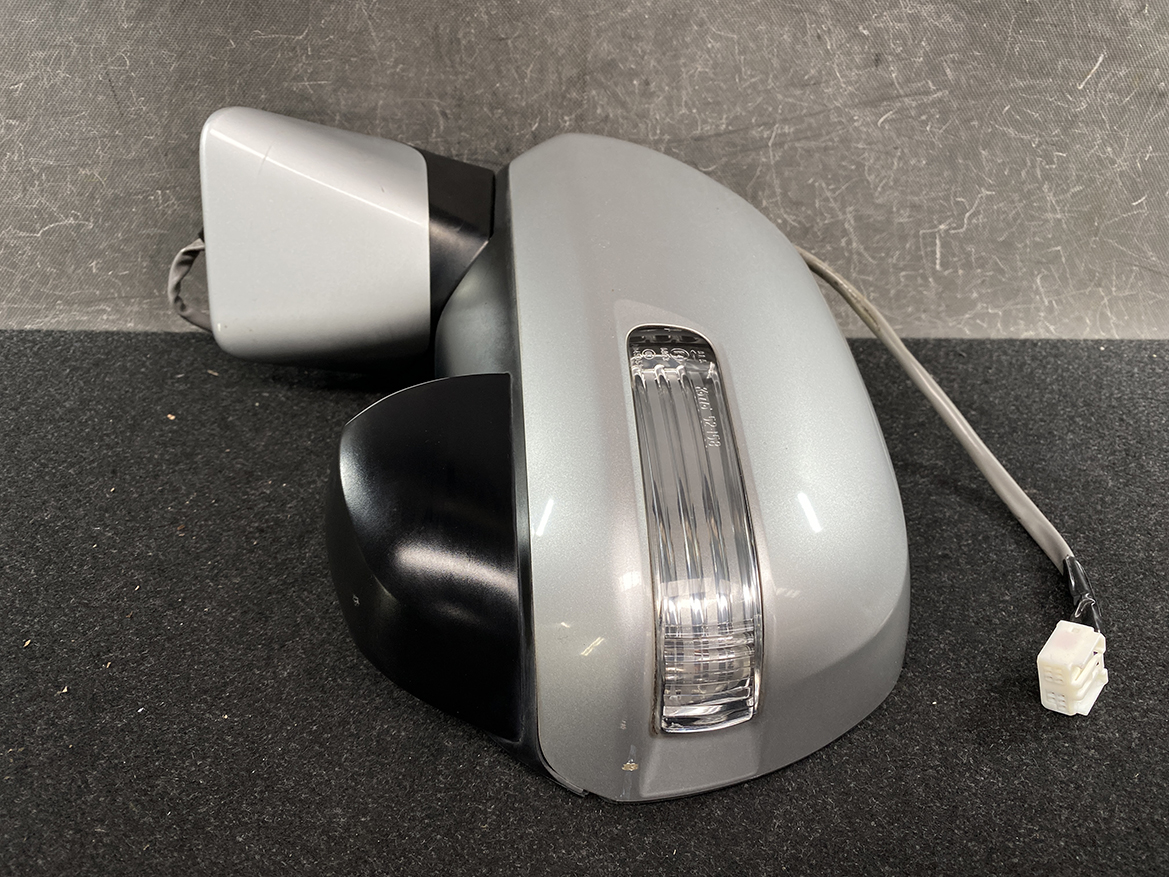 B266_9 TOYOTA NOAH VOXY ZRR70 Door Mirror Murakami 8406 Left Side x1 » NZ.95 » JDM-PARTS NZ » JDM-PARTS NZ TOYOTA NOAH VOXY ZRR70 Door Mirror Murakami 8406 Left Side x1 » JDM-PARTS NZ