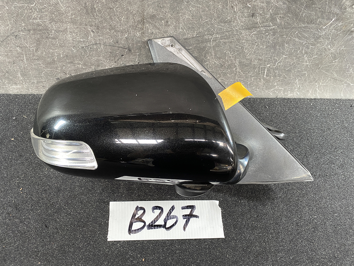 B267_2 TOYOTA Corolla Rumion Door Mirror Indicator Murakami 8320 Right Side x1 » NZ1.95 » JDM-PARTS NZ » JDM-PARTS NZ TOYOTA Corolla Rumion Door Mirror Indicator Murakami 8320 Right Side x1 » JDM-PARTS NZ