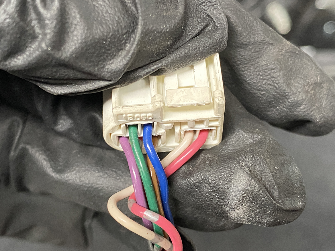 B267_6 TOYOTA Corolla Rumion Door Mirror Indicator Murakami 8320 Right Side x1 » NZ1.95 » JDM-PARTS NZ » JDM-PARTS NZ TOYOTA Corolla Rumion Door Mirror Indicator Murakami 8320 Right Side x1 » JDM-PARTS NZ