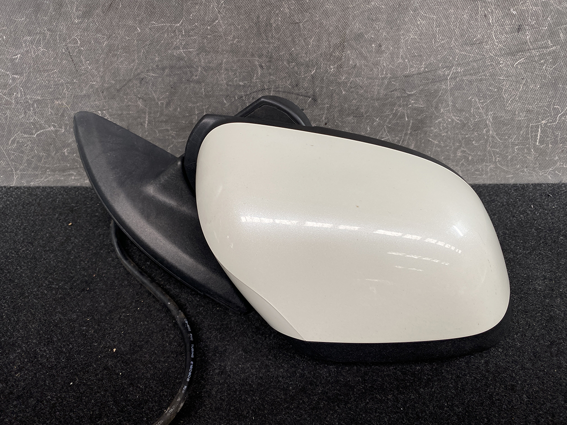 B281_7 NISSAN LEAF ZE0 AZE0 Door Mirror 10098 Right Side x1 » NZ.95 » JDM-PARTS NZ » JDM-PARTS NZ NISSAN LEAF ZE0 AZE0 Door Mirror 10098 Right Side x1 » JDM-PARTS NZ