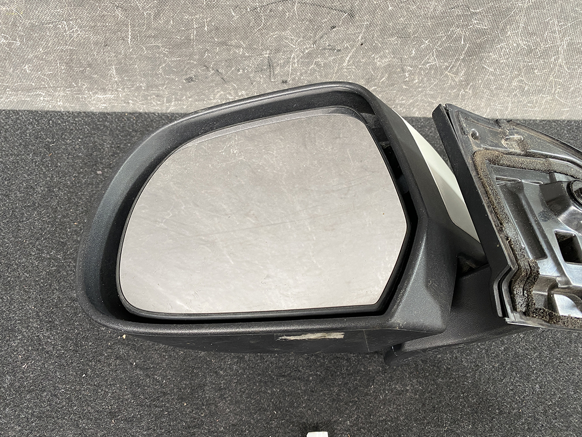 B282_5 NISSAN LEAF ZE0 AZE0 Genuine Door Mirror 10098 Left Side x1 » NZ.95 » JDM-PARTS NZ » JDM-PARTS NZ NISSAN LEAF ZE0 AZE0 Genuine Door Mirror 10098 Left Side x1 » JDM-PARTS NZ