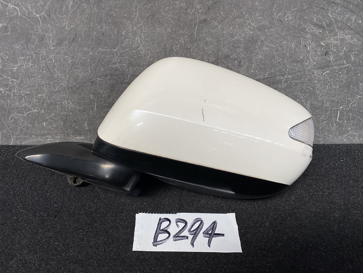B294_1 HONDA JAZZ GE FIT SHUTTLE GP Door Mirror 021453 TF0 Left Side x1 » JDM-PARTS NZ » JDM-PARTS NZ HONDA JAZZ GE FIT SHUTTLE GP Door Mirror 021453 TF0 Left Side x1 » JDM-PARTS NZ