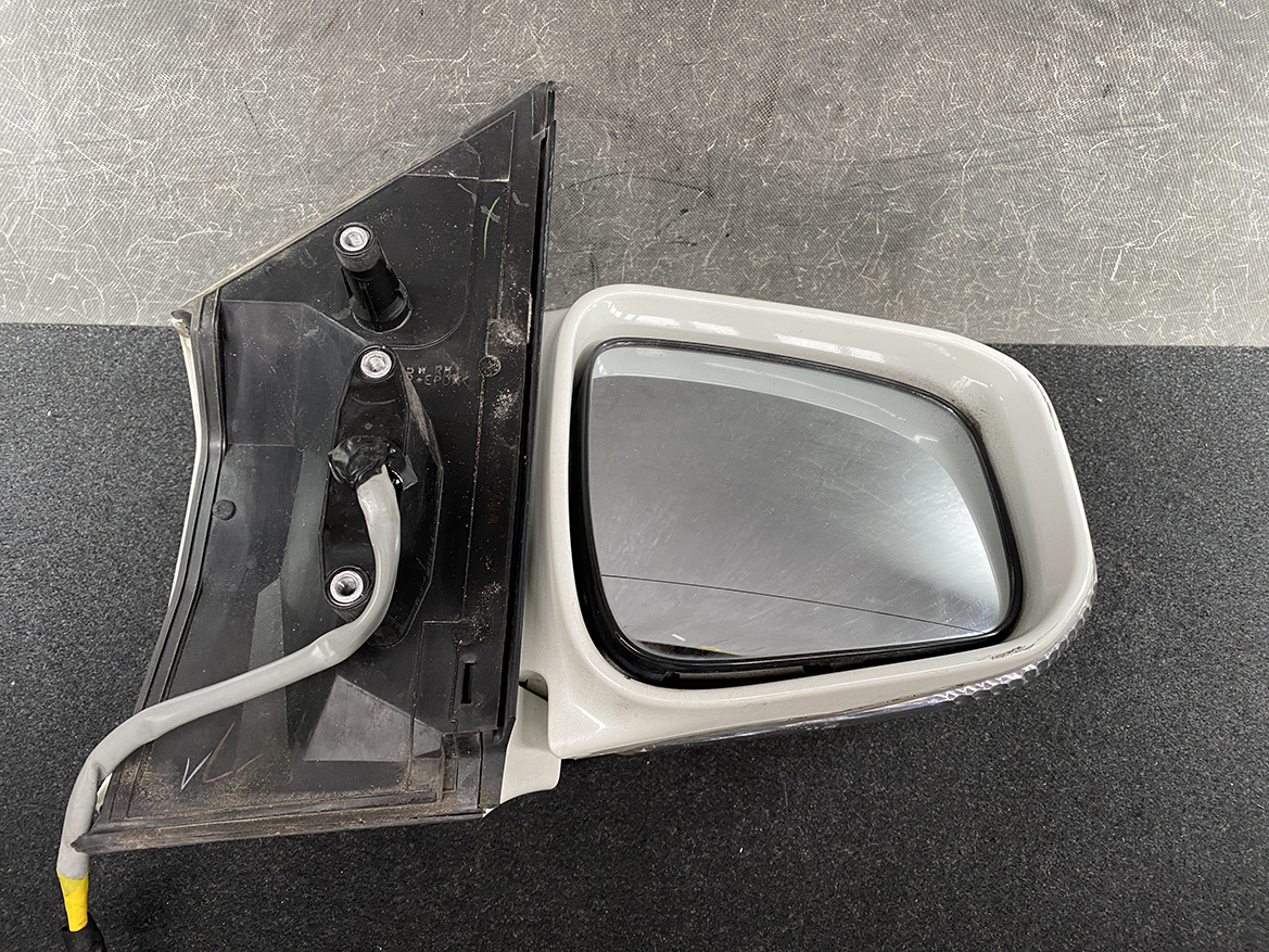 B307_6 NISSAN ELGRAND E51 Mirror Indicator ICHIKOH 5405 / C15W Right Side x1 » NZ1.95 » JDM-PARTS NZ » JDM-PARTS NZ NISSAN ELGRAND E51 Mirror Indicator ICHIKOH 5405 / C15W Right Side x1 » JDM-PARTS NZ