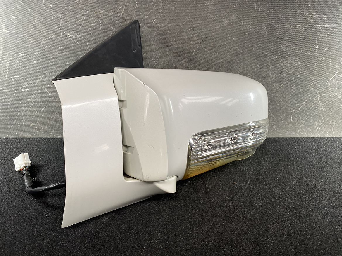 B308_10 NISSAN ELGRAND E51 Mirror / Camera / Indicator ICHIKOH 5405 / C15W Left *13 wires* » JDM-PARTS NZ » JDM-PARTS NZ NISSAN ELGRAND E51 Mirror / Camera / Indicator ICHIKOH 5405 / C15W Left *13 wires* » JDM-PARTS NZ