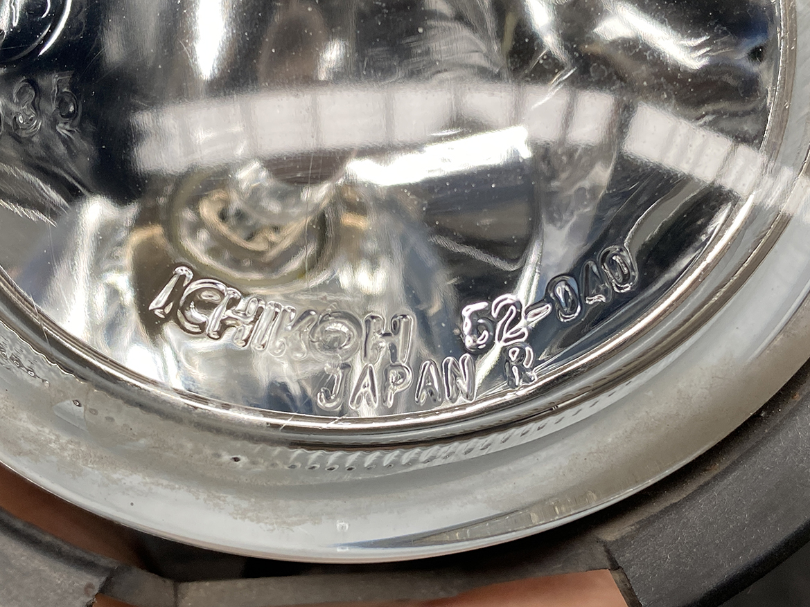 B342_4 TOYOTA NOAH VOXY AZR60 Genuine ICHIKOH 52-040 Right Side x1 » NZ.95 » JDM-PARTS NZ » JDM-PARTS NZ TOYOTA NOAH VOXY AZR60 Genuine ICHIKOH 52-040 Right Side x1 » JDM-PARTS NZ