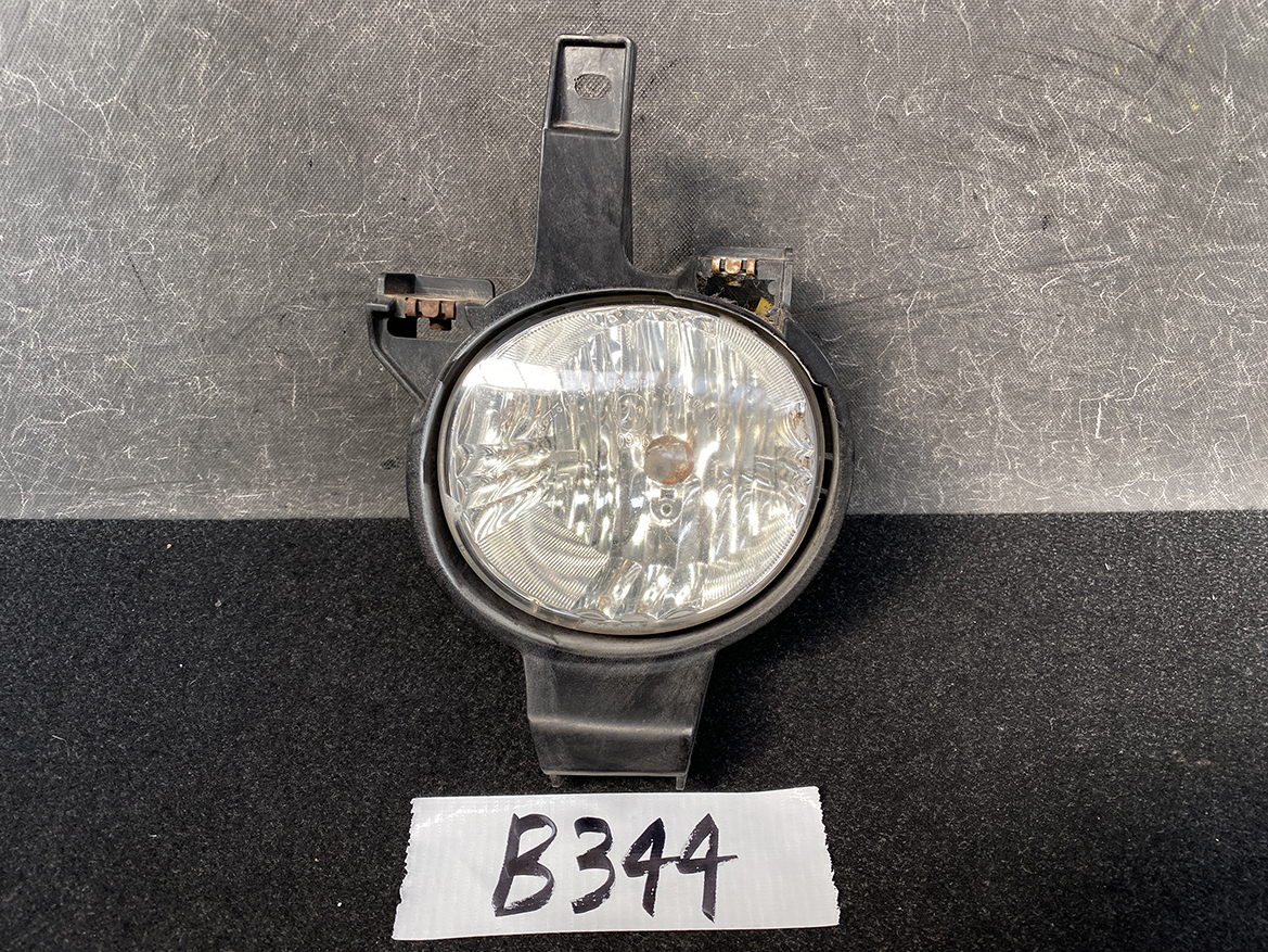 B344_1 TOYOTA NOAH VOXY ZZR70 Genuine FogLight KOITO 42-34 Left Side x1 *DAMAGED* » NZ.95 » JDM-PARTS NZ » JDM-PARTS NZ TOYOTA NOAH VOXY ZZR70 Genuine FogLight KOITO 42-34 Left Side x1 *DAMAGED* » JDM-PARTS NZ