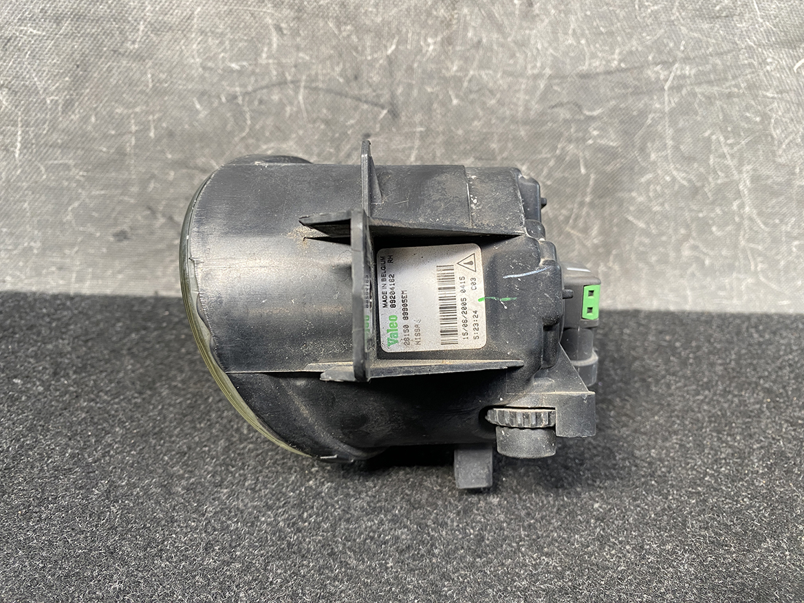 B347_9 NISSAN Genuine FogLight Valeo 28150 89905EM Right Side x1 » NZ.95 » JDM-PARTS NZ » JDM-PARTS NZ NISSAN Genuine FogLight Valeo 28150 89905EM Right Side x1 » JDM-PARTS NZ