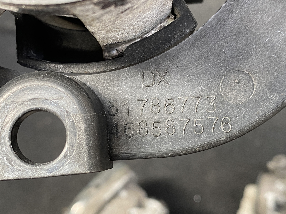 B349_6 FIAT 500 Abarth 595 Genuine FogLight 51786773 468587576 Right Side x1 » NZ.95 » JDM-PARTS NZ » JDM-PARTS NZ FIAT 500 Abarth 595 Genuine FogLight 51786773 468587576 Right Side x1 » JDM-PARTS NZ