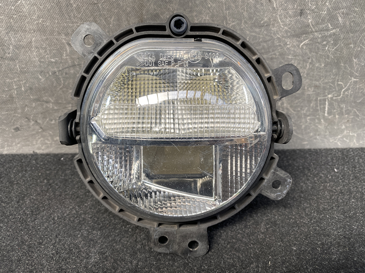 B353_5 BMW MINI Genuine LED FogLight E26 9029 Left Side x1 » NZ.95 » JDM-PARTS NZ » JDM-PARTS NZ BMW MINI Genuine LED FogLight E26 9029 Left Side x1 » JDM-PARTS NZ