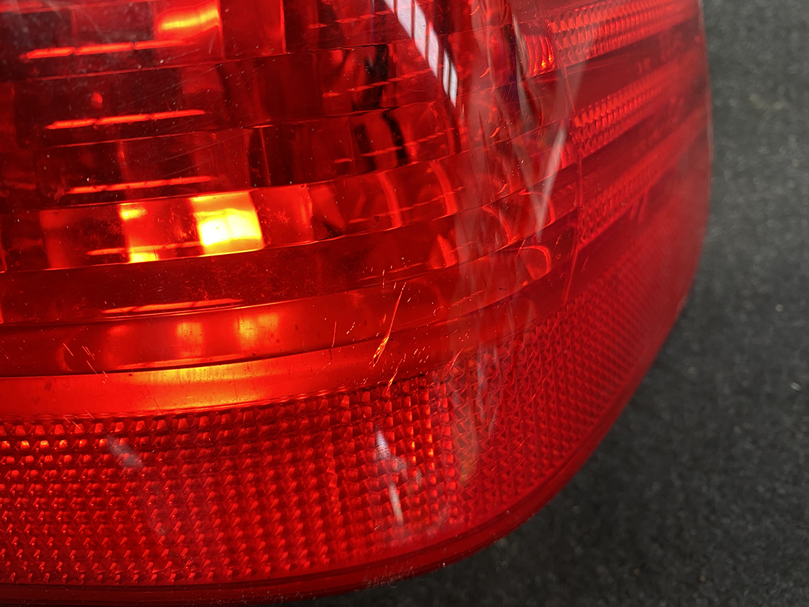 B354_13 BMW 3 Series E46 Genuine Taillight 63 21 8 383 100 Right Side x1 » NZ.95 » JDM-PARTS NZ » JDM-PARTS NZ BMW 3 Series E46 Genuine Taillight 63 21 8 383 100 Right Side x1 » JDM-PARTS NZ