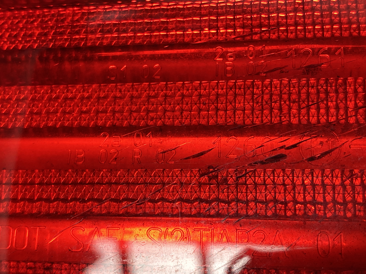 B354_6 BMW 3 Series E46 Genuine Taillight 63 21 8 383 100 Right Side x1 » NZ.95 » JDM-PARTS NZ » JDM-PARTS NZ BMW 3 Series E46 Genuine Taillight 63 21 8 383 100 Right Side x1 » JDM-PARTS NZ