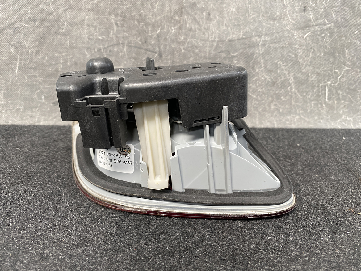 B357_7 BMW 3 Series E46 Genuine Taillight 6 907 937 Left Side x1 » NZ.95 » JDM-PARTS NZ » JDM-PARTS NZ BMW 3 Series E46 Genuine Taillight 6 907 937 Left Side x1 » JDM-PARTS NZ