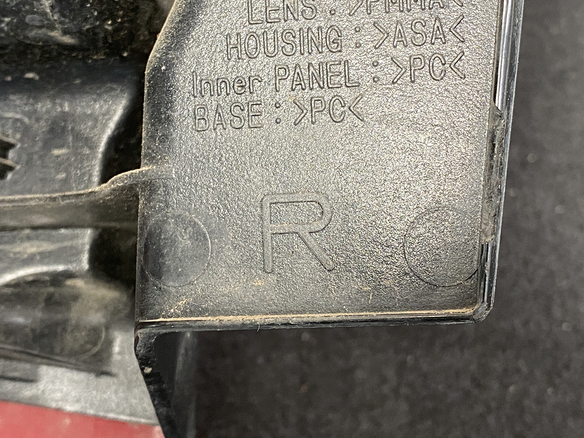 B361_4 NISSAN XTRAIL X-TRAIL T31 Taillight KOITO 220-23308 Right Side x1 » NZ1.95 » JDM-PARTS NZ » JDM-PARTS NZ NISSAN XTRAIL X-TRAIL T31 Taillight KOITO 220-23308 Right Side x1 » JDM-PARTS NZ