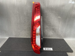 NISSAN XTRAIL X-TRAIL T31 Taillight KOITO 220-23308 Left Side x1