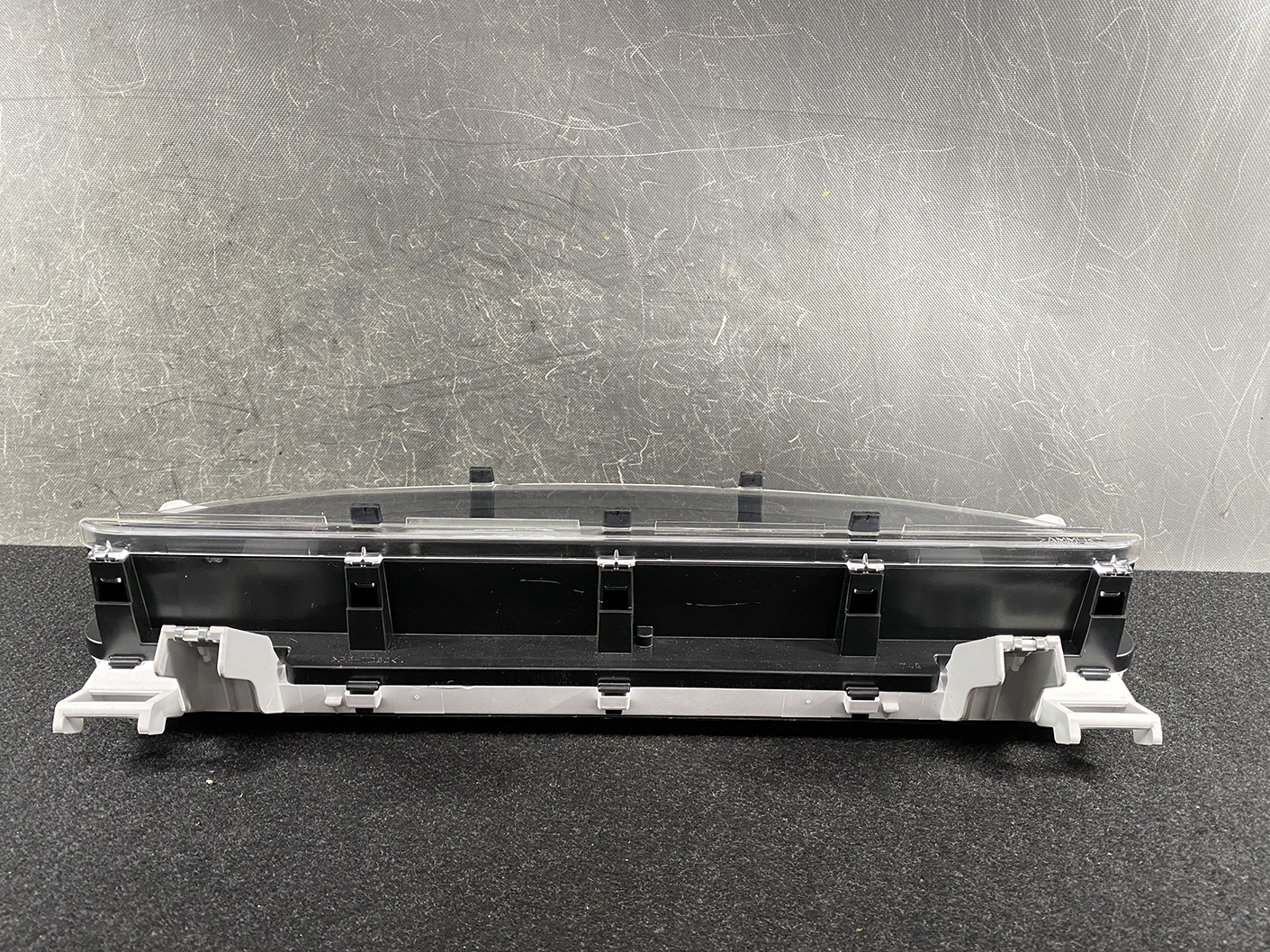 B474_9 TOYOTA SIENTA NHP170 Genuine Instrument Cluster 83800-5CP61 » NZ1.95 » JDM-PARTS NZ » JDM-PARTS NZ Automotive instrument cluster module with clear lens and plastic mounting brackets. TOYOTA SIENTA NHP170 Genuine Instrument Cluster 83800-5CP61 » JDM-PARTS NZ