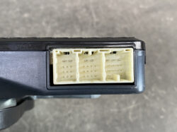 Suzuki Solio Mitsubishi Delica D:2 Genuine Power Slide Door Motor P81P0R Right Side 15 Close-up of a three-compartment automotive electrical connector with beige pin housings inside a dark blue housing.